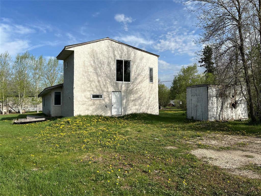 Property Photo: 49 Hummingbird Lane MB R0E 0C0