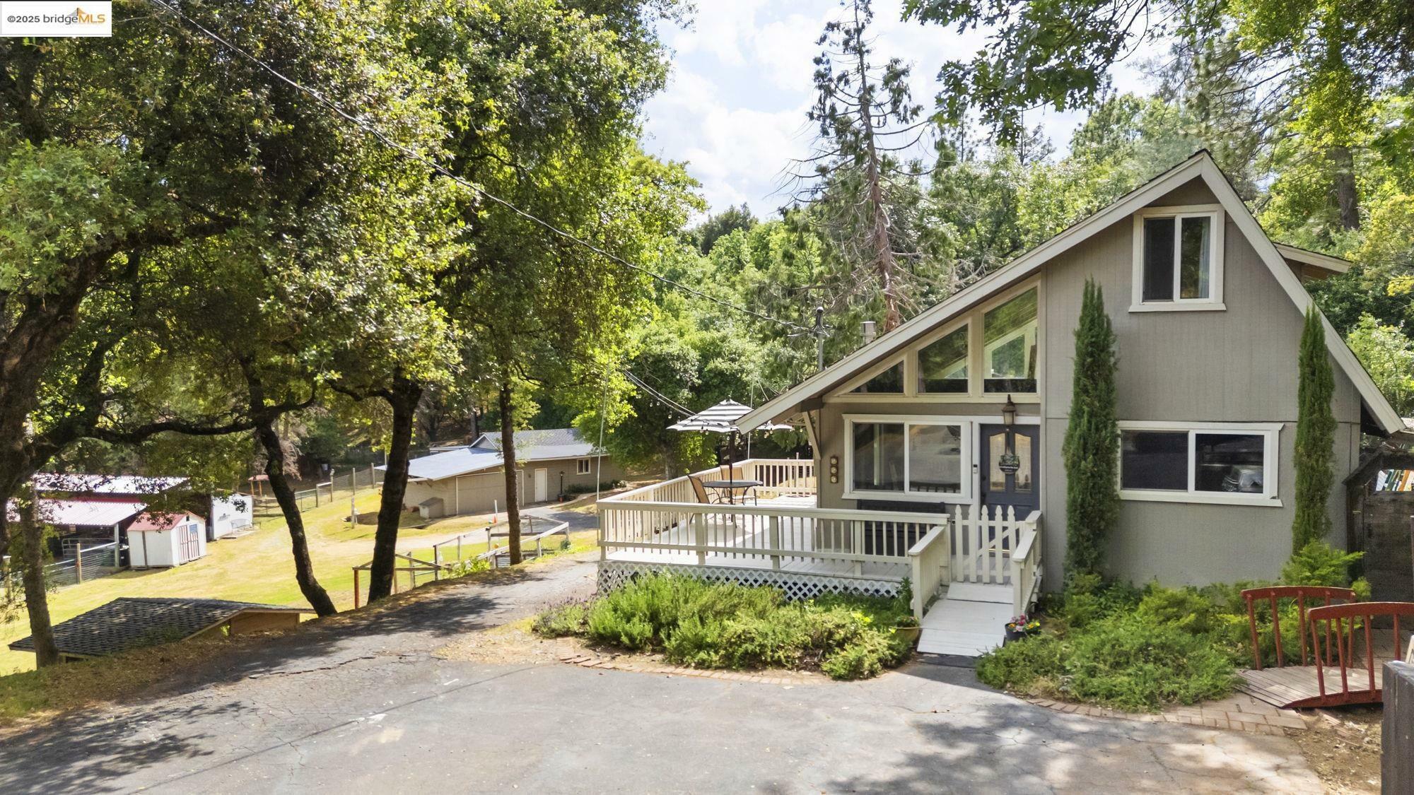 Property Photo: 20638 Maranatha Rd CA 95379