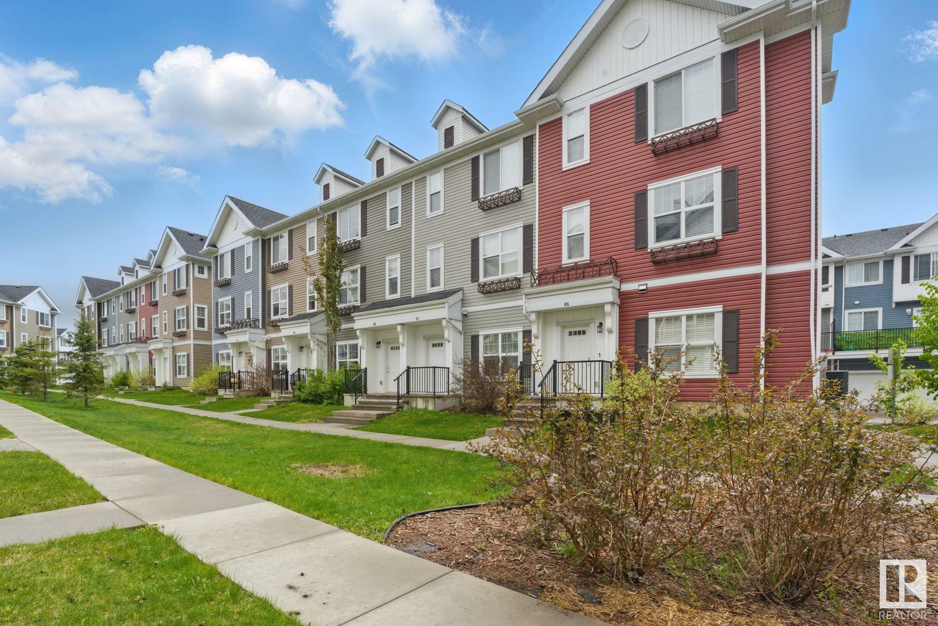 Property Photo: 903 Crystallina Nera Way NW 89 AB T5Z 0N6