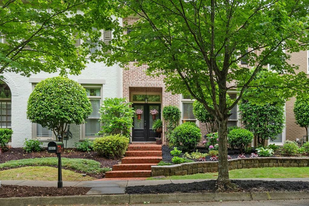 Property Photo: 1651 Ridenour Parkway GA 30152