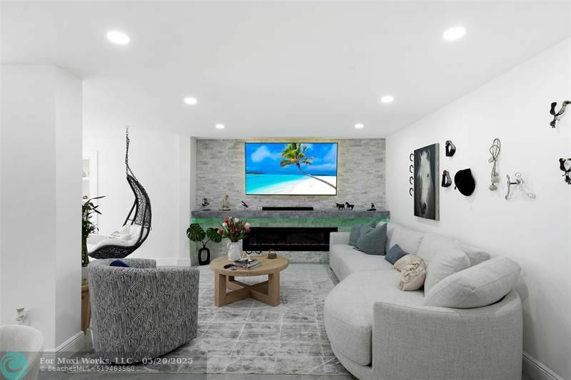 Property Photo: 3559 Magellan Cir 326-2 FL 33180