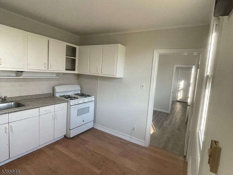 Property Photo: 706 Bacheller Ave NJ 07036