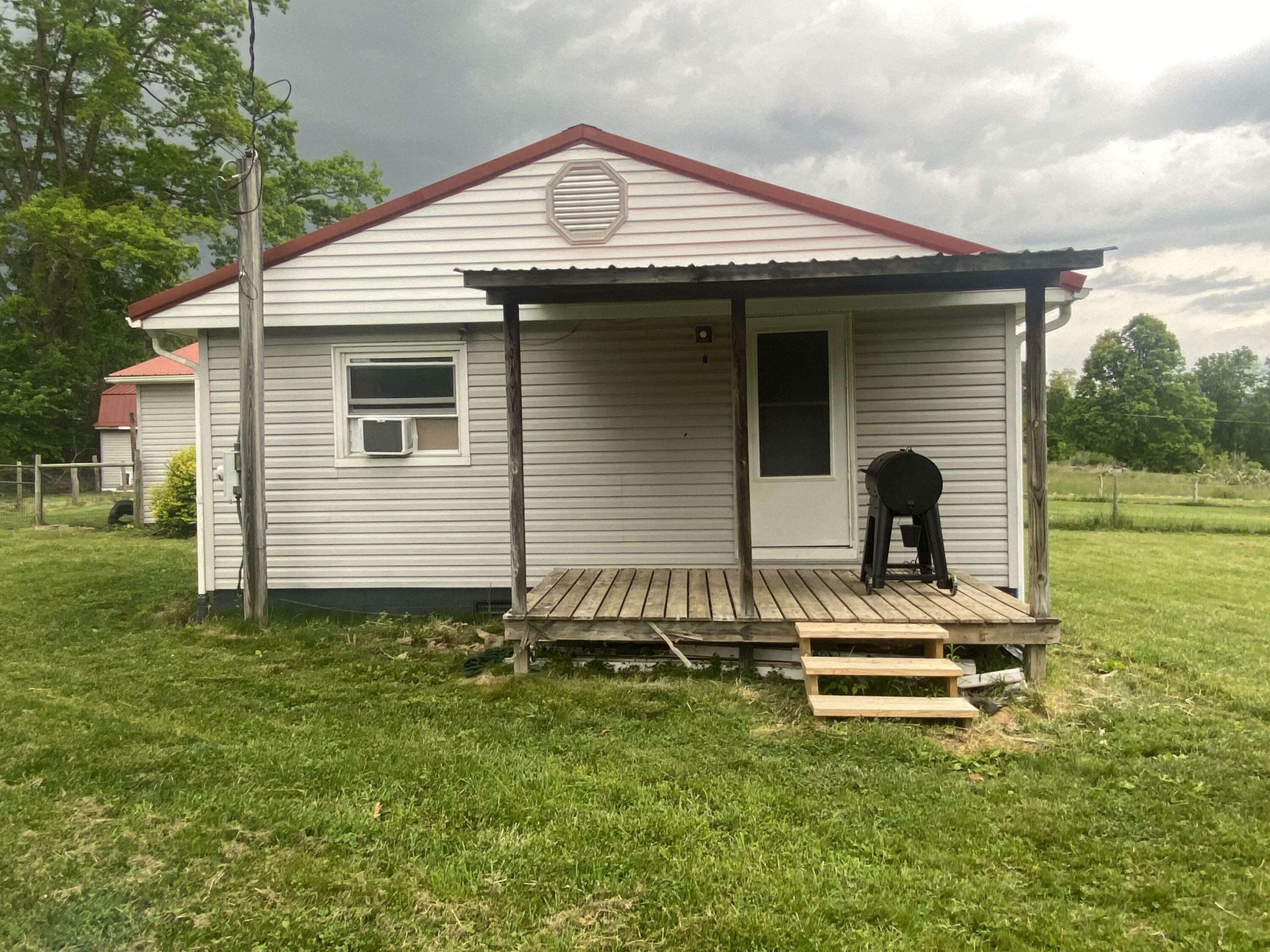 Property Photo: 254 Tanyard Rd WV 24977