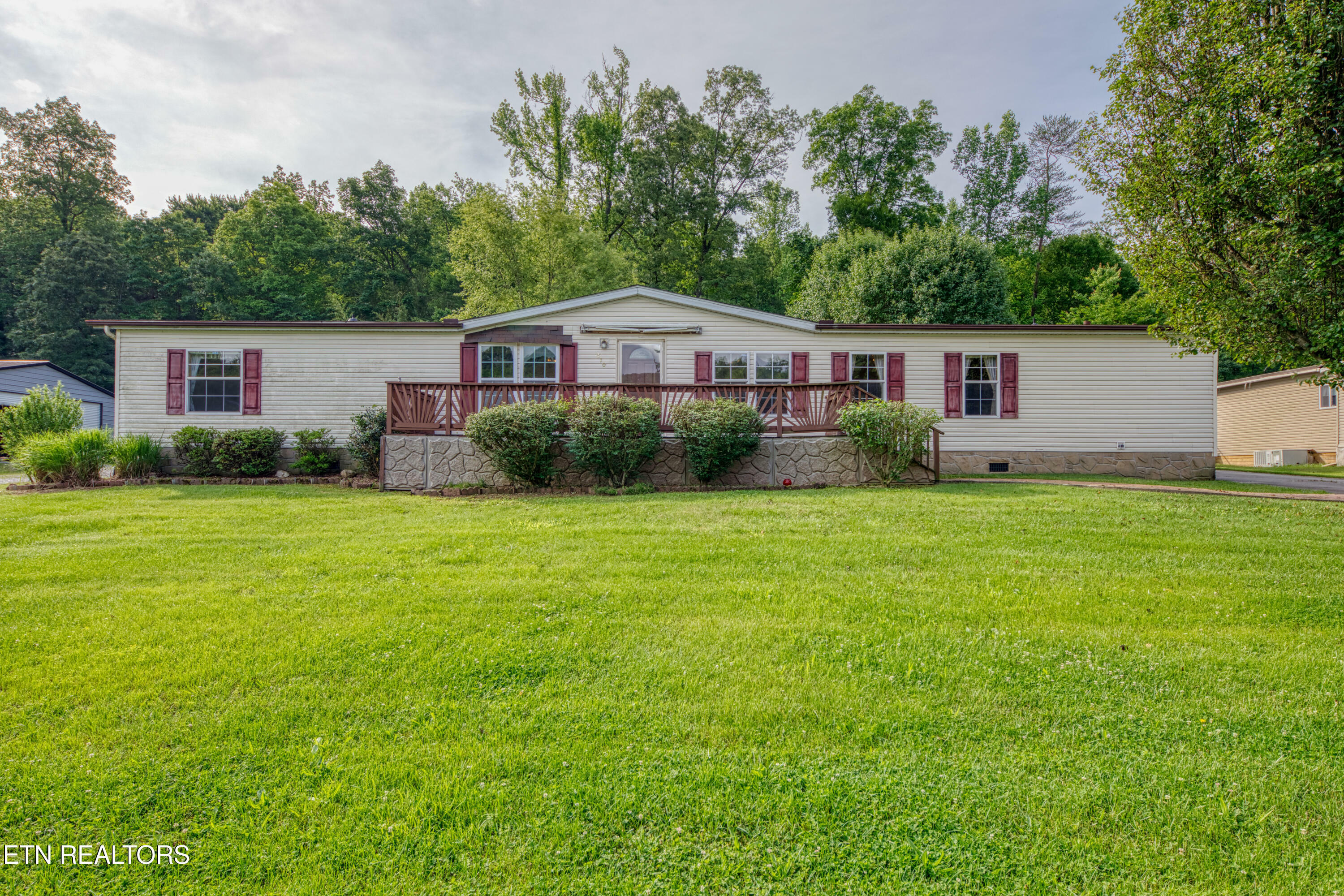 Property Photo: 310 Abbott Rd TN 37771