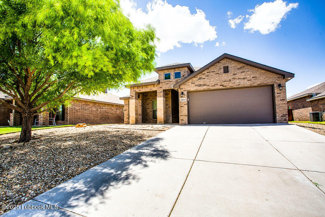 Property Photo: 3404 Saratoga Avenue TX 79407