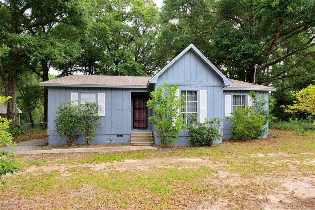 Property Photo: 6940 Pocahontas Drive AL 36618