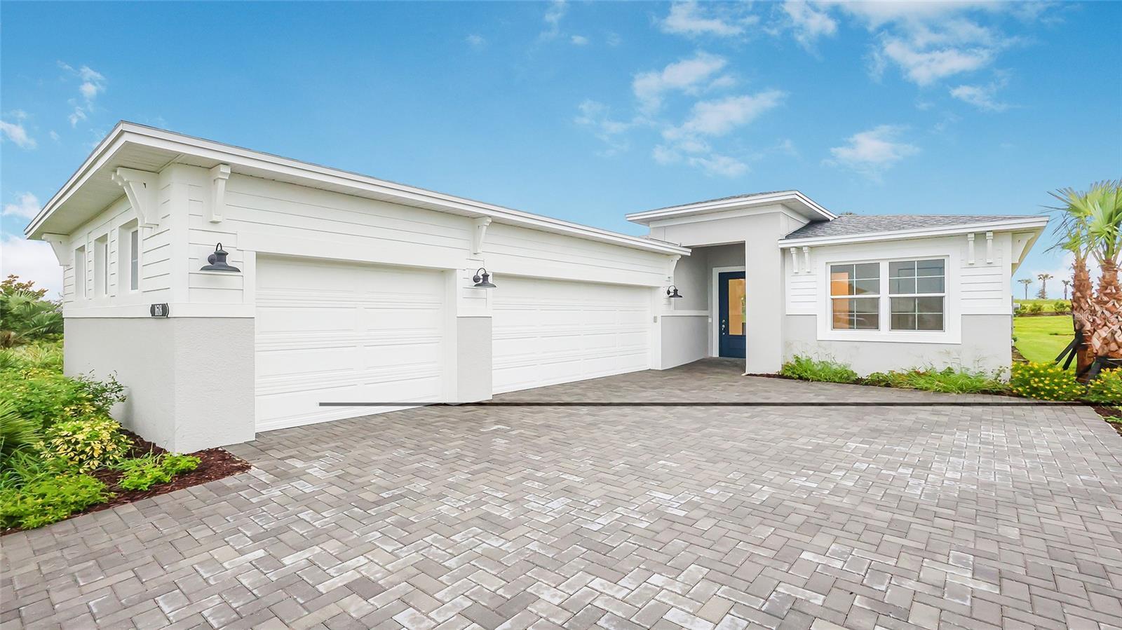 1618 Bellagio Loop  Tavares FL 32778 photo