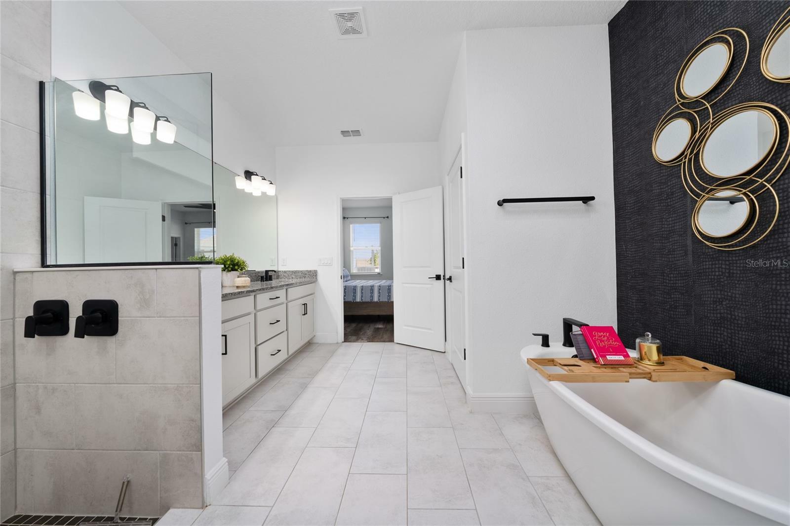 Property Photo: 2591 Seagirt Way FL 34711