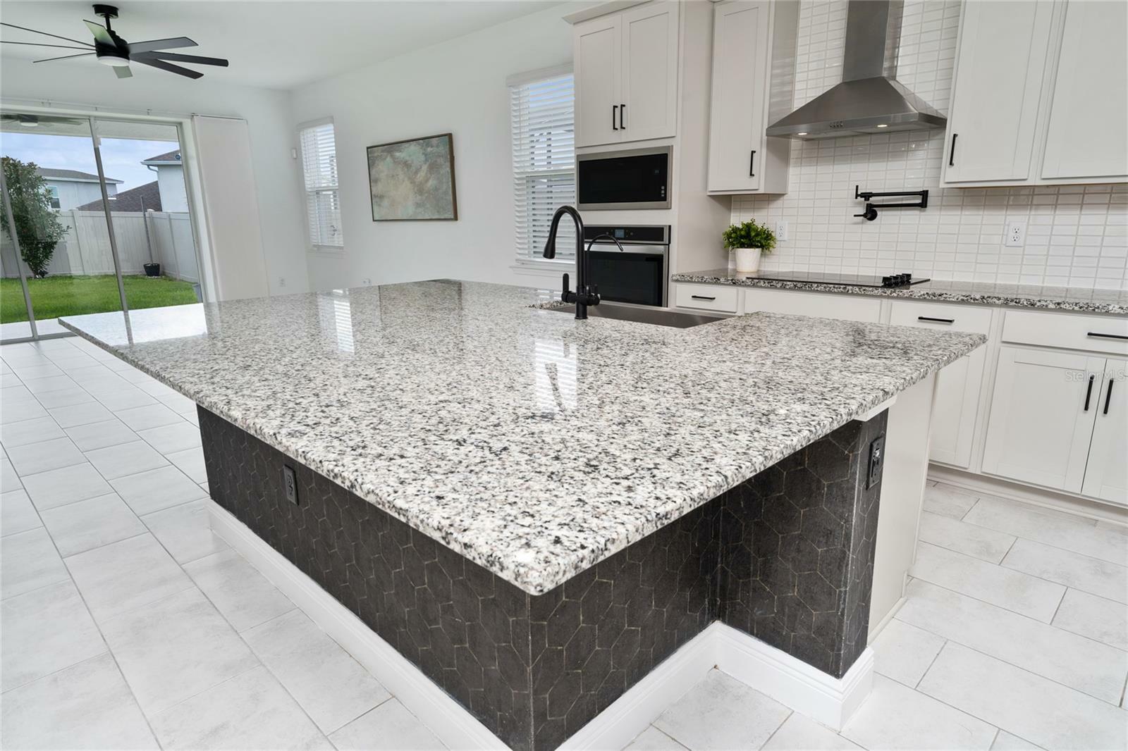 Property Photo: 2591 Seagirt Way FL 34711