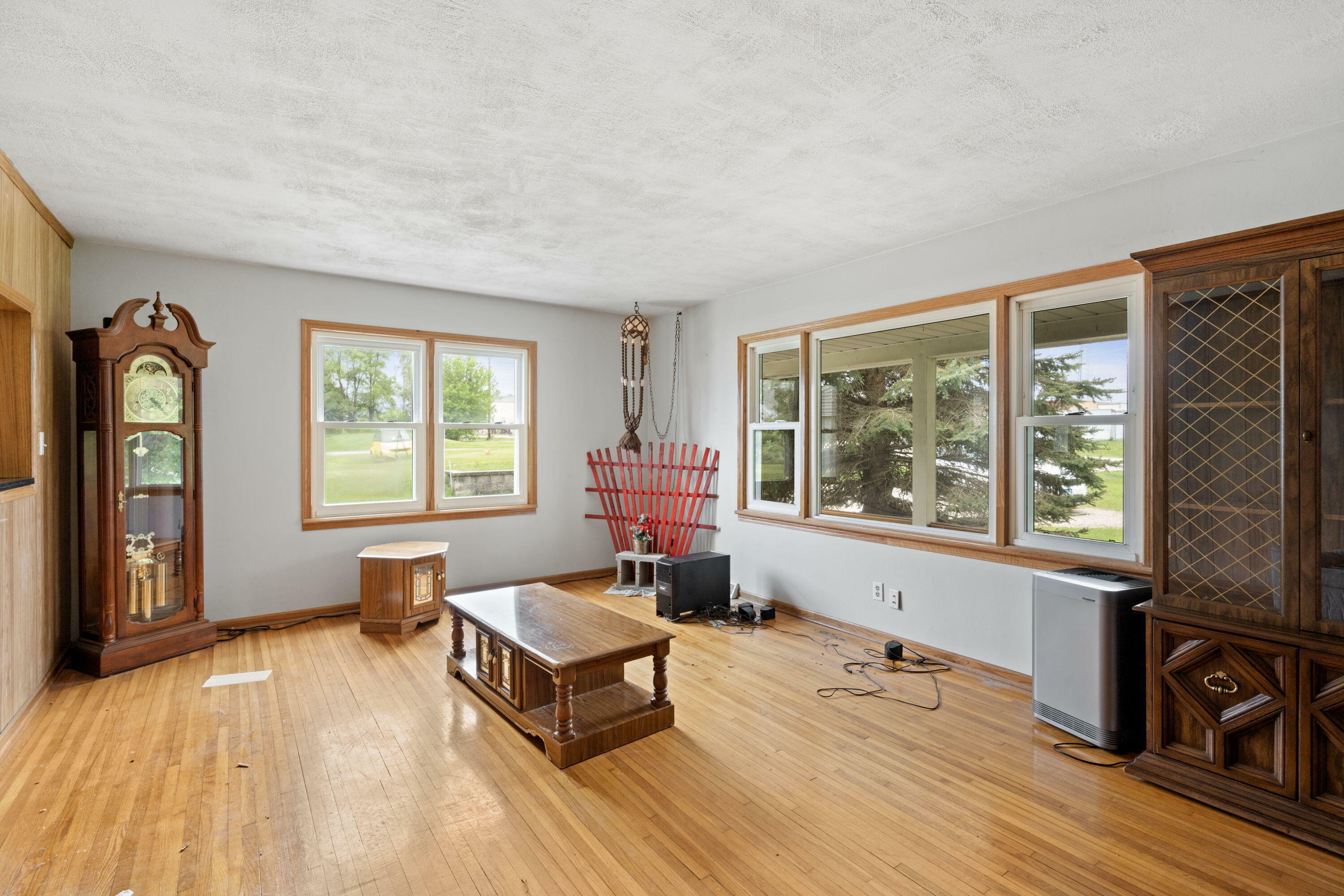 Property Photo: 538 124th St WI 53126