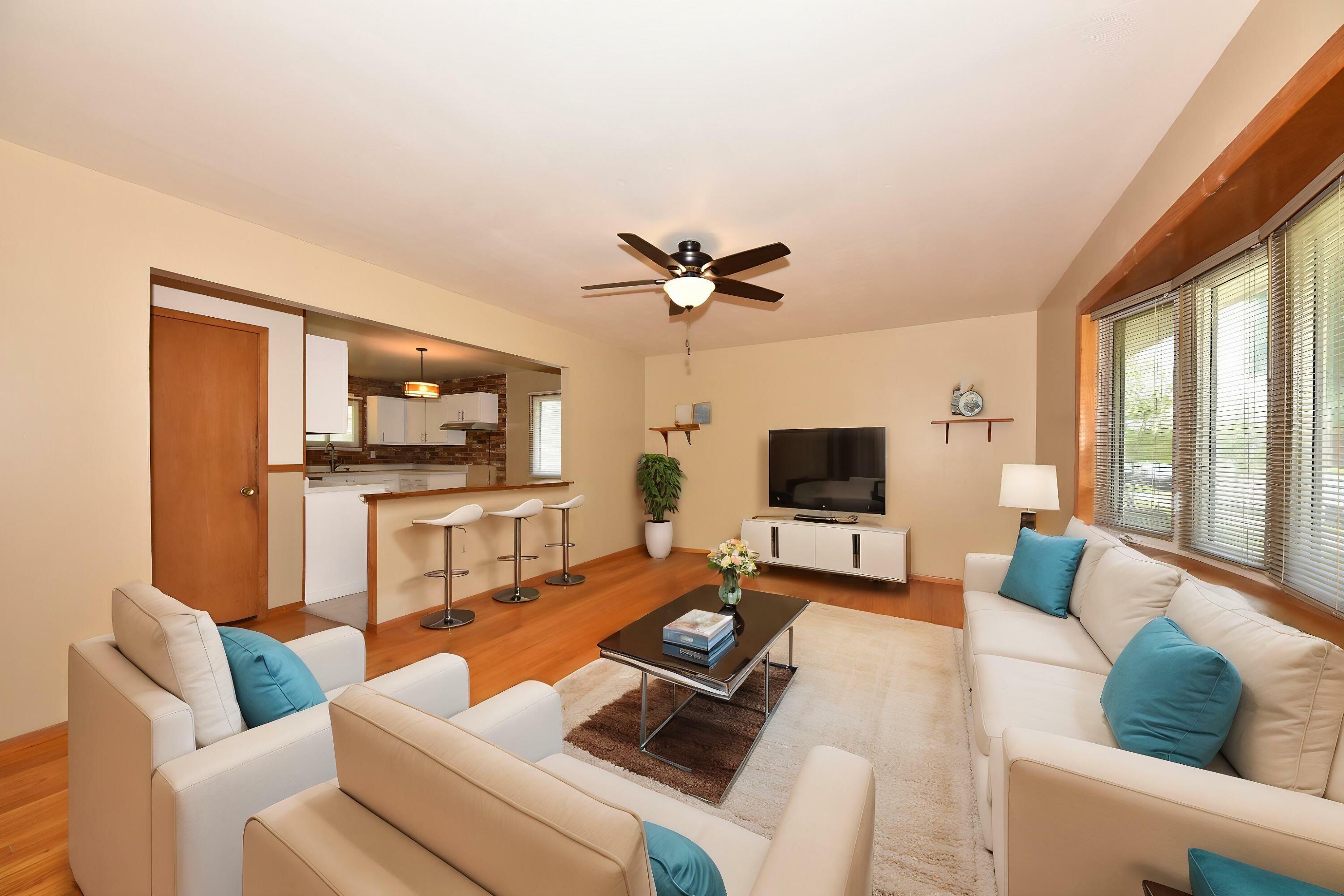 Property Photo: 8270 N Celina St WI 53224