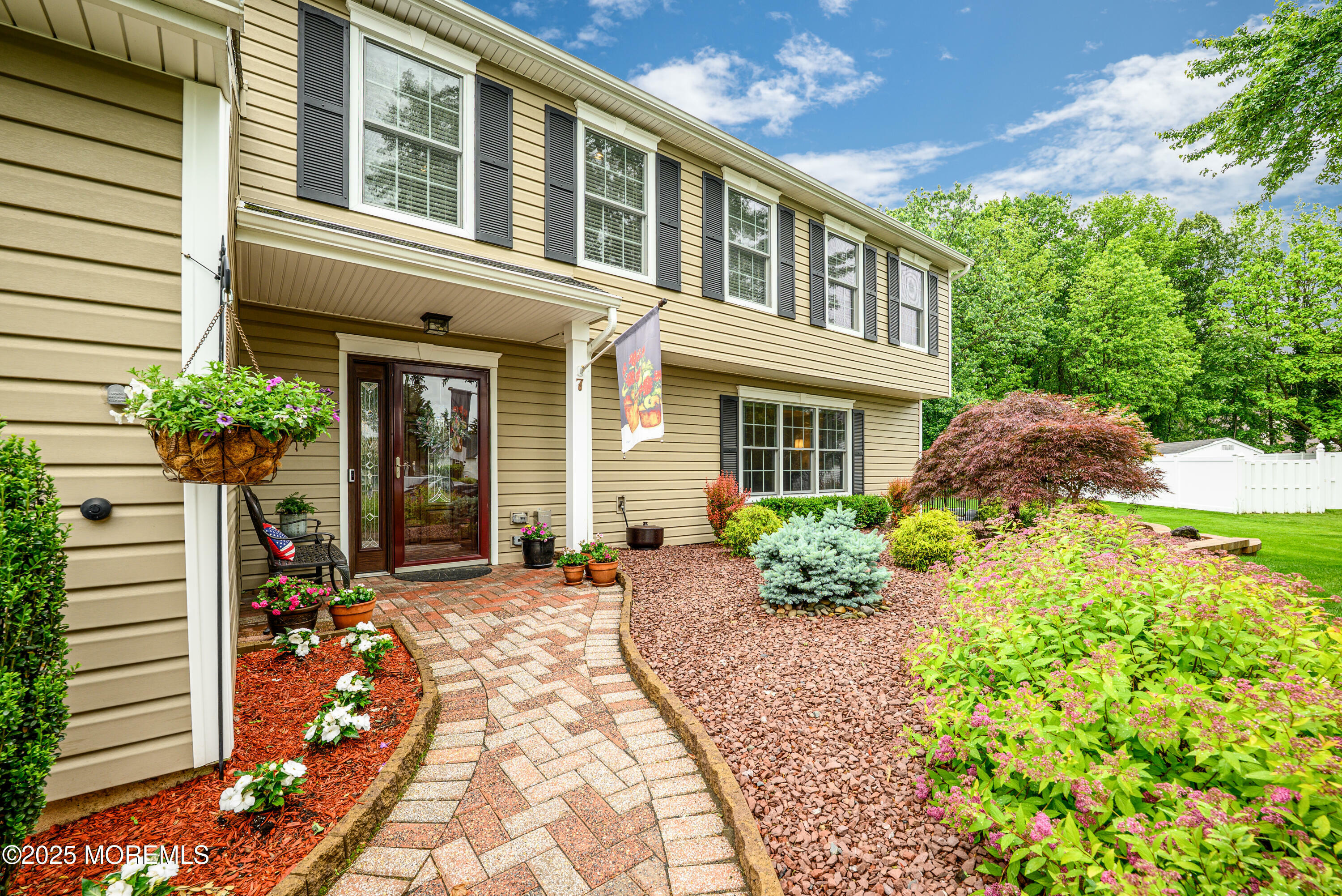 Property Photo: 7 Manor Court NJ 08857