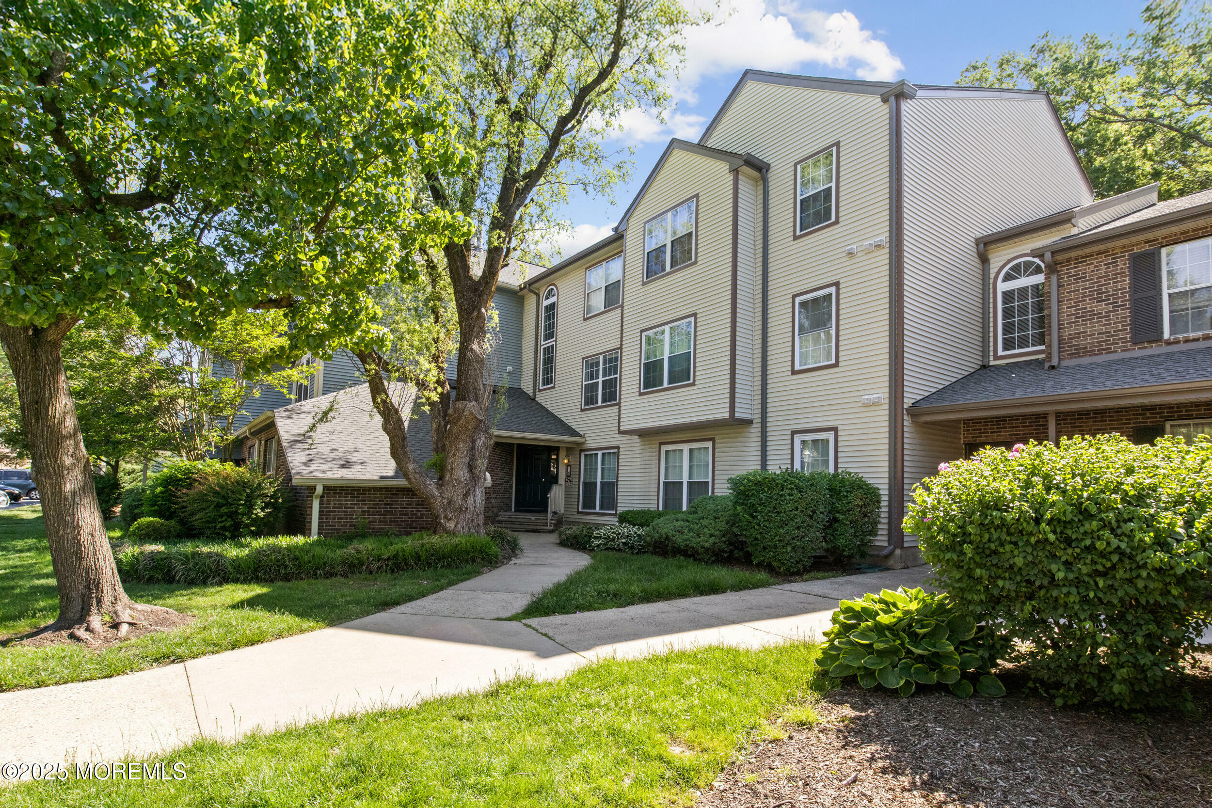 6072 Cedar Court  Monmouth Junction NJ 08852 photo