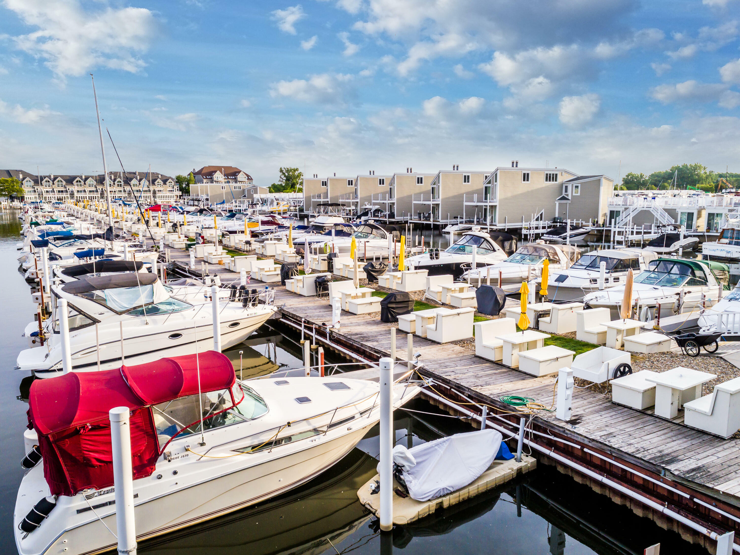 Property Photo: 36 Harbor Isle Drive MI 49117
