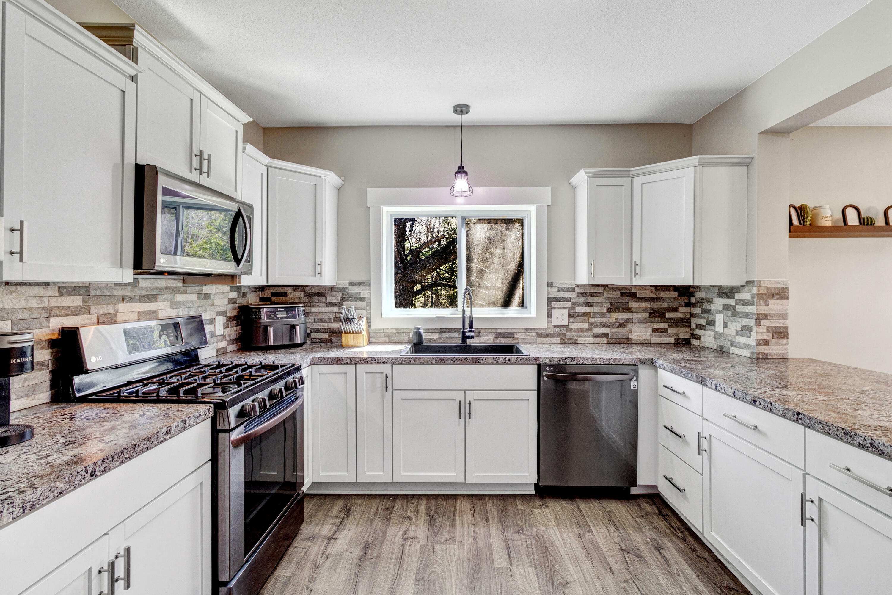 Property Photo: 4371 N 68th Avenue MI 49420