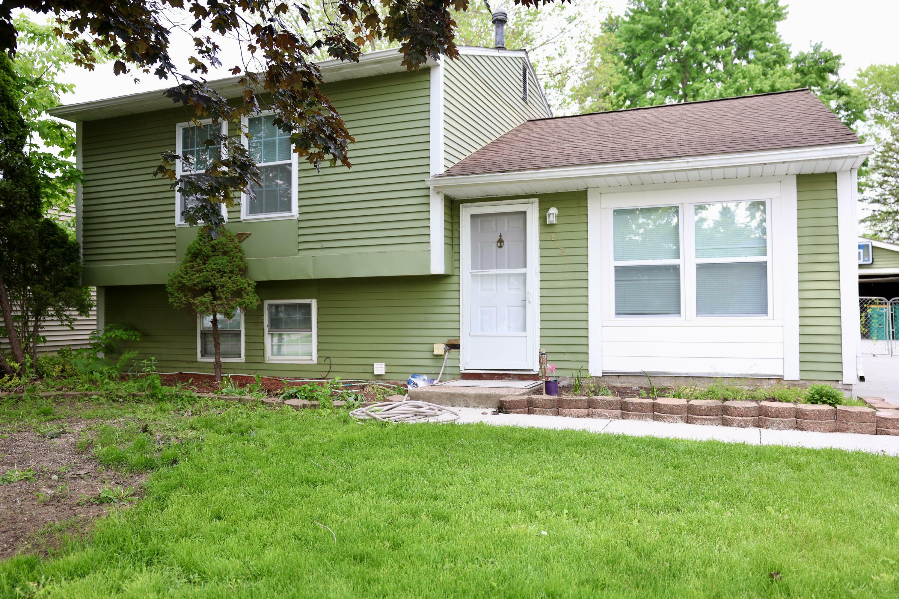 6131 S Mohawk Avenue  Ypsilanti MI 48197 photo