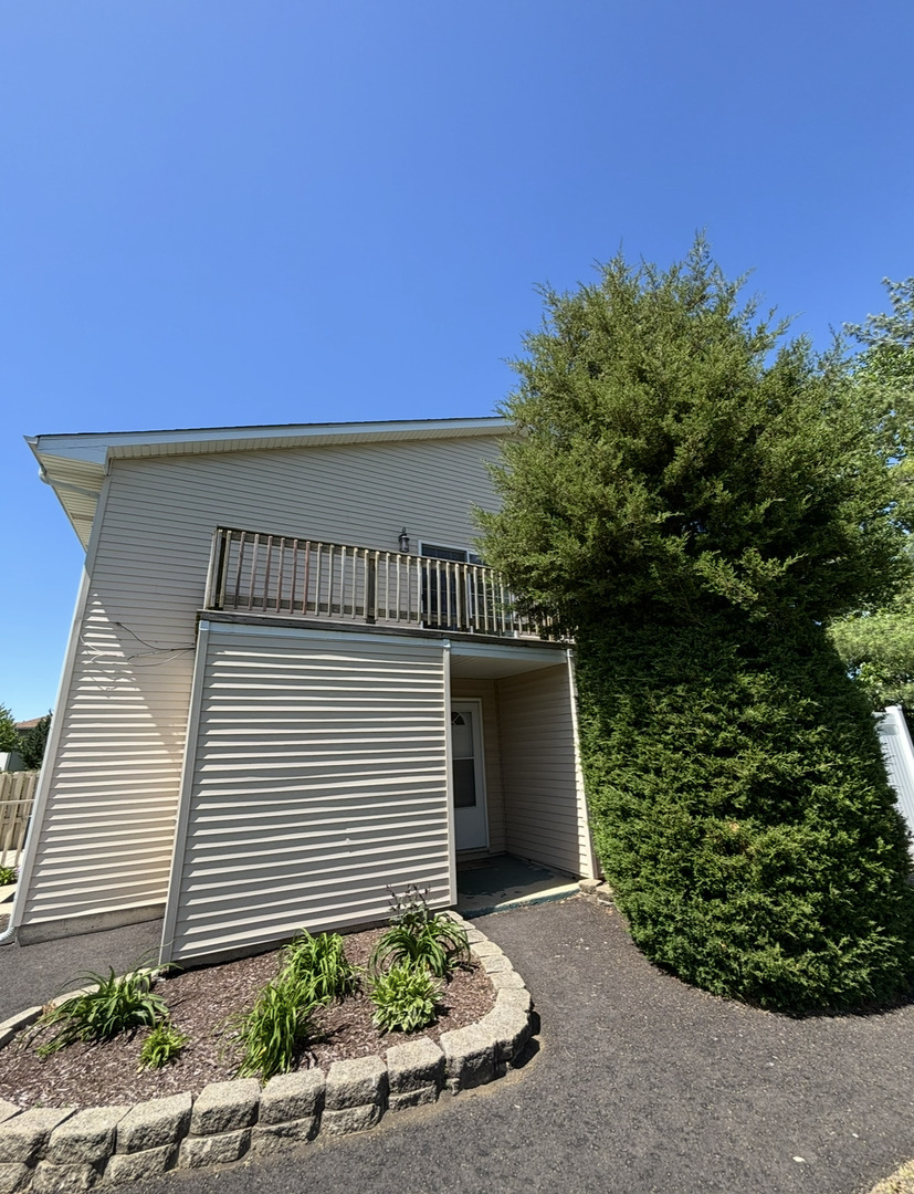 Property Photo: 2319 Aster Drive 1 IL 60403