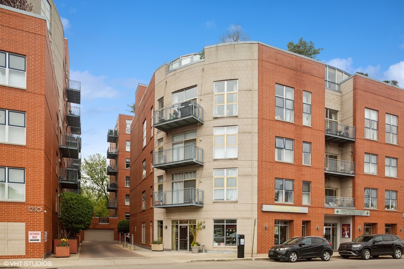Property Photo: 1222 Chicago Avenue 306B IL 60202