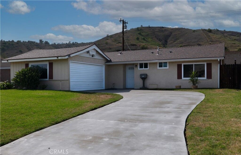 Property Photo: 2275 Farringdon Avenue CA 91768