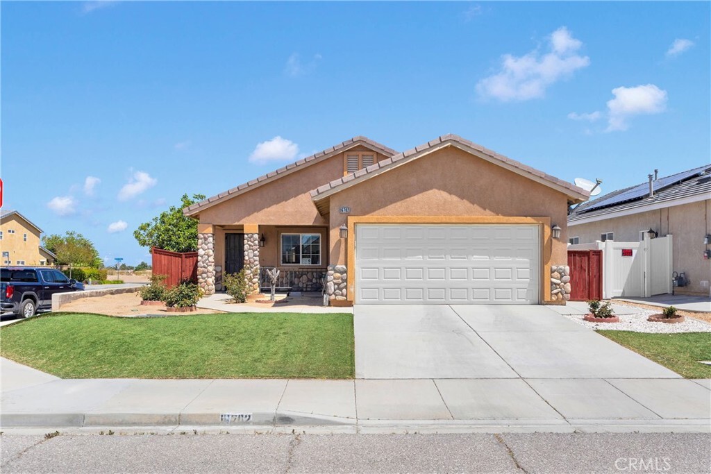 Property Photo:  16702 Hastings Place  CA 92395 