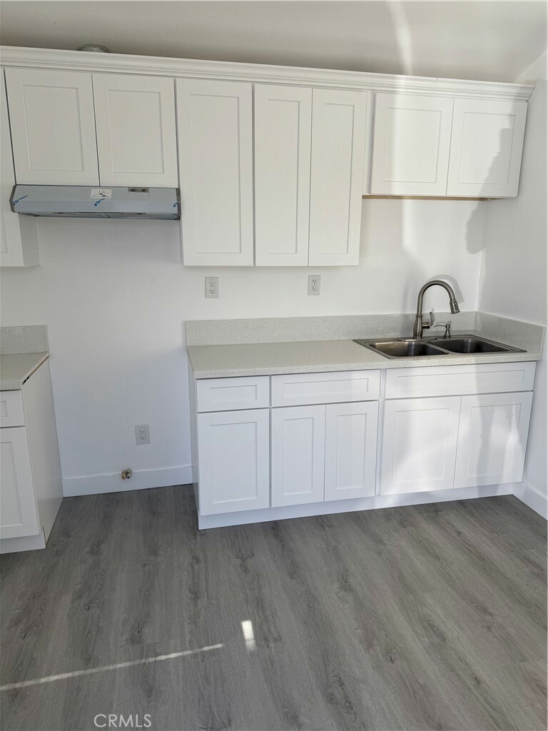 Property Photo: 7134 Granger Avenue 6 CA 90201