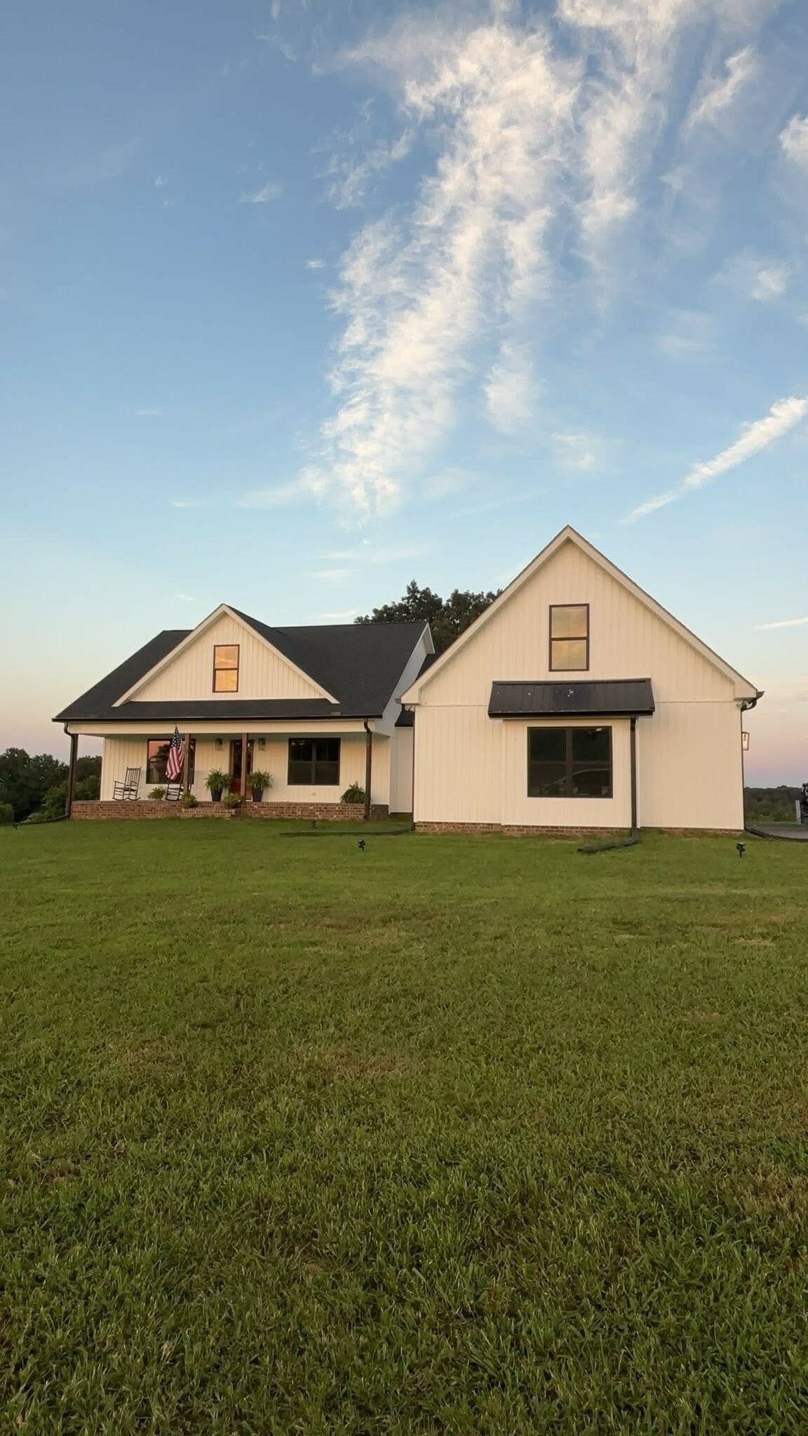 Property Photo: 2590 Oakdale Rd TN 37186