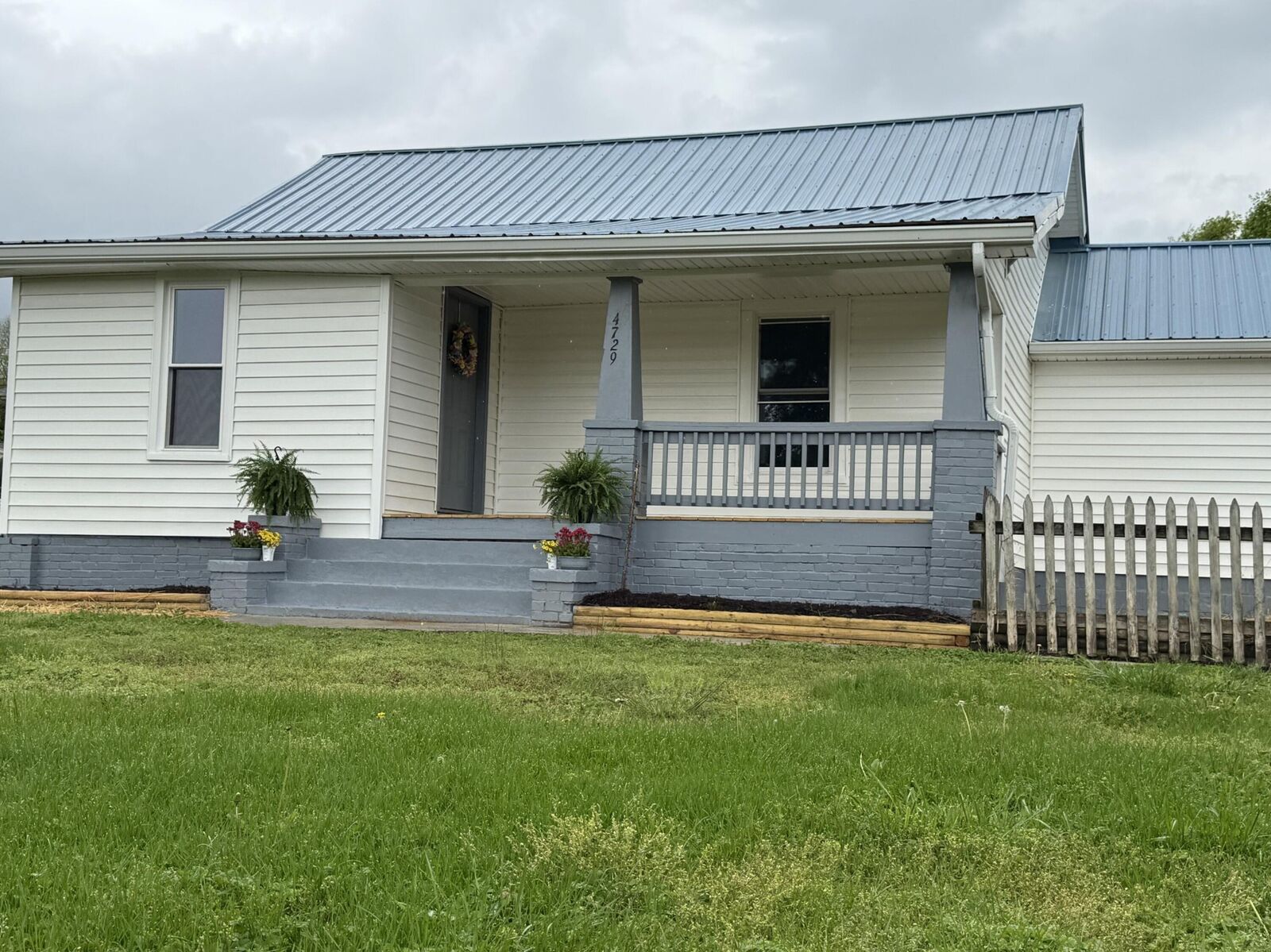 Property Photo:  4729 Strawberry Plains Pike  TN 37914 