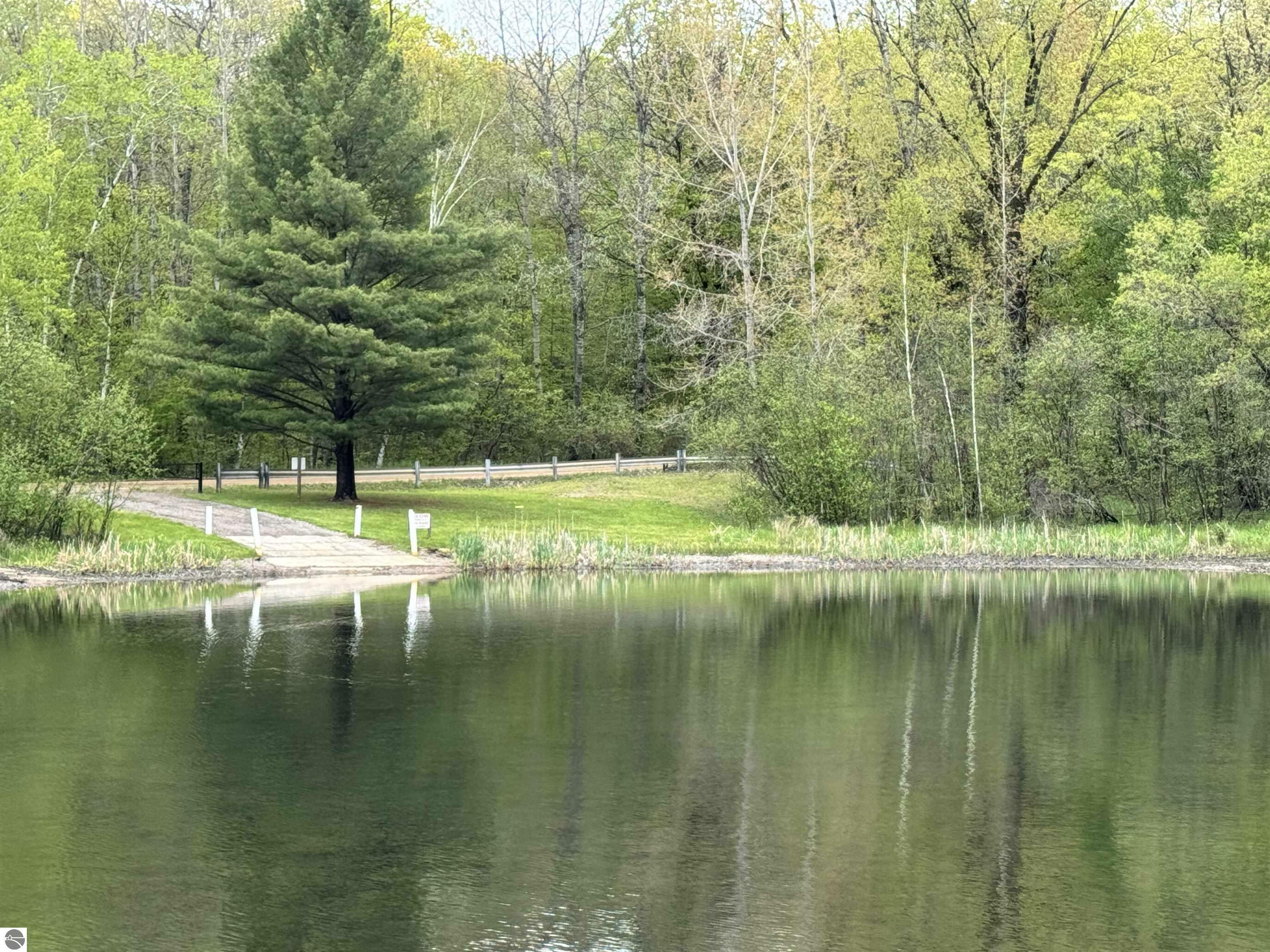 Property Photo: 921 Pine Street MI 48625