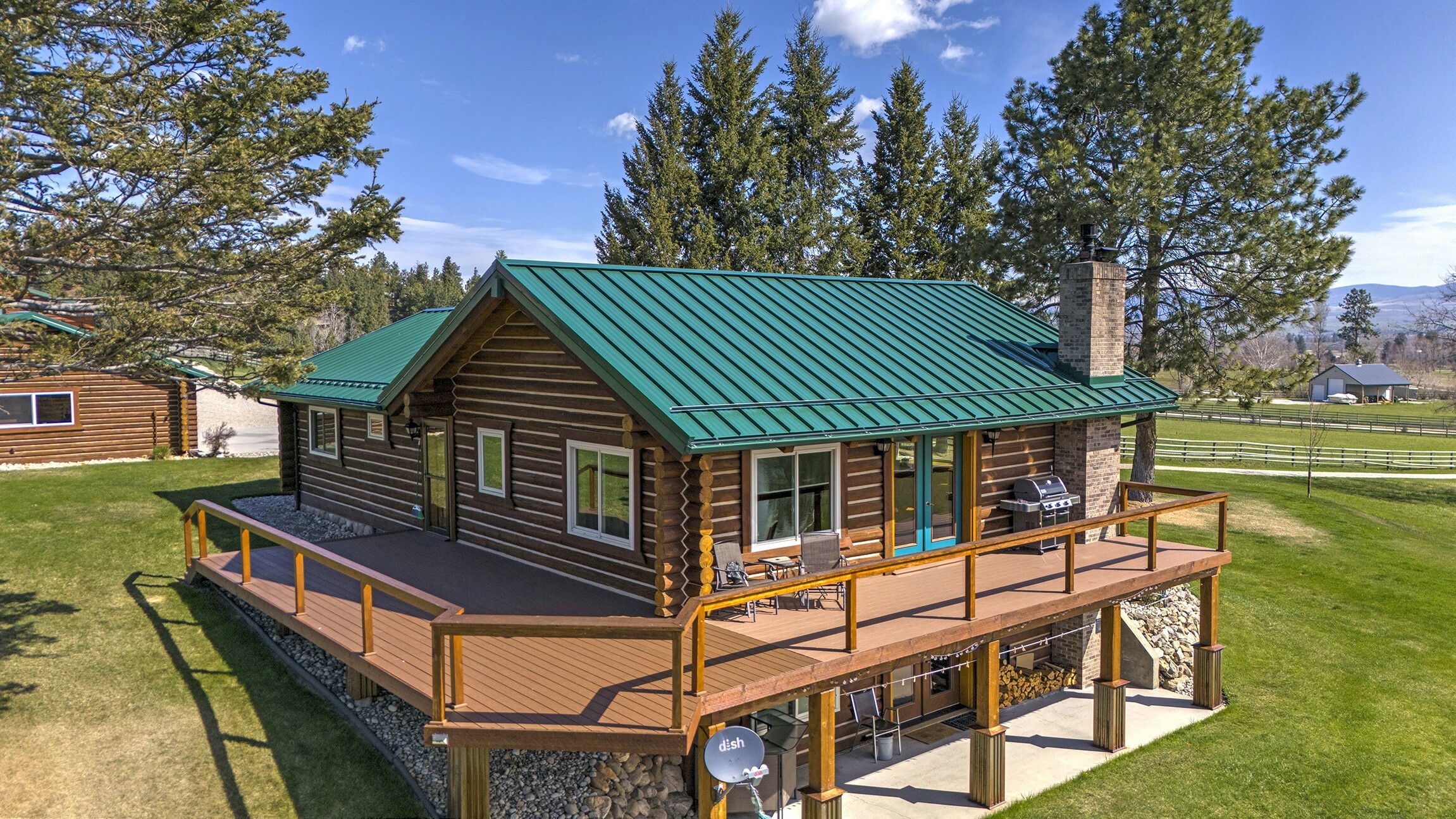 Property Photo: 1335 Country Road MT 59875