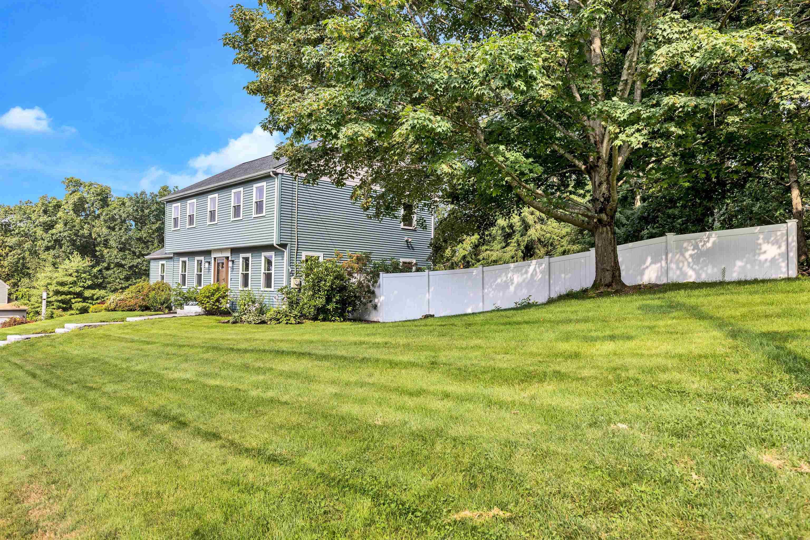 Property Photo: 390 Currier Drive NH 03104
