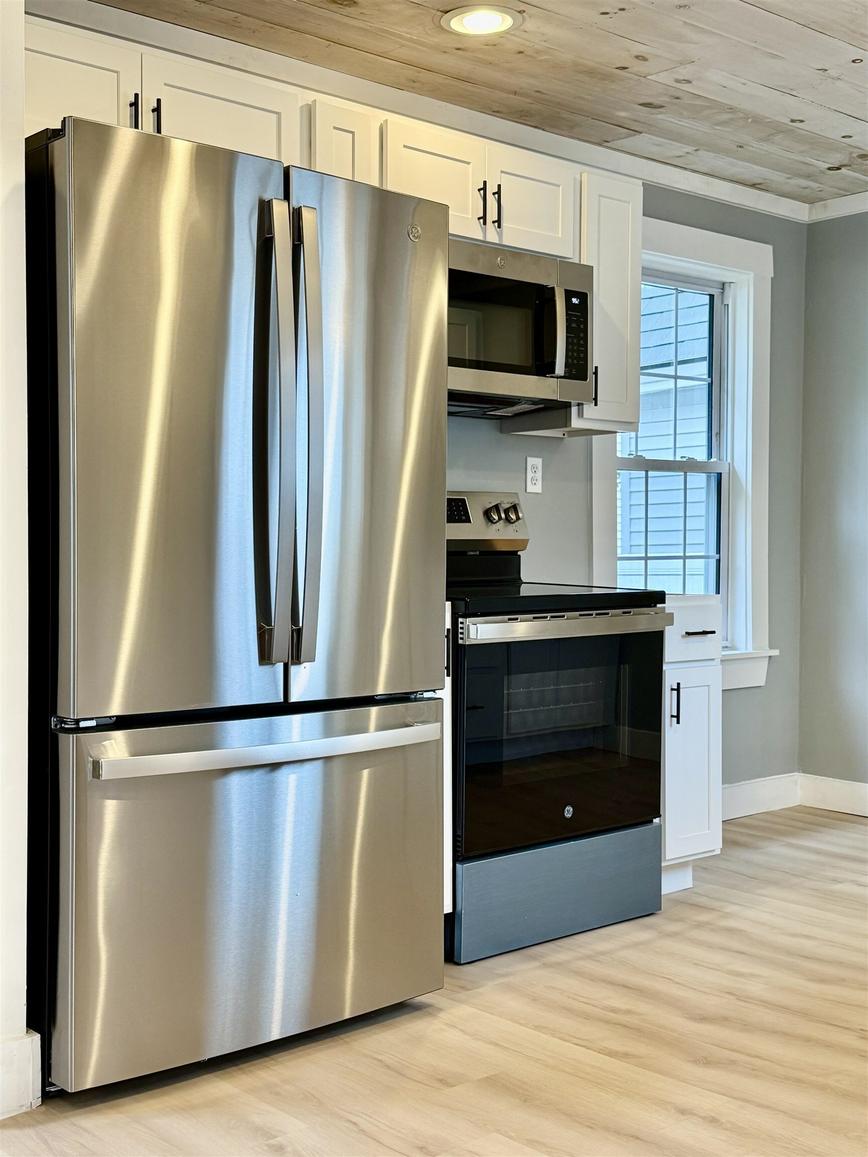 Property Photo: 12 Badger Street NH 03060