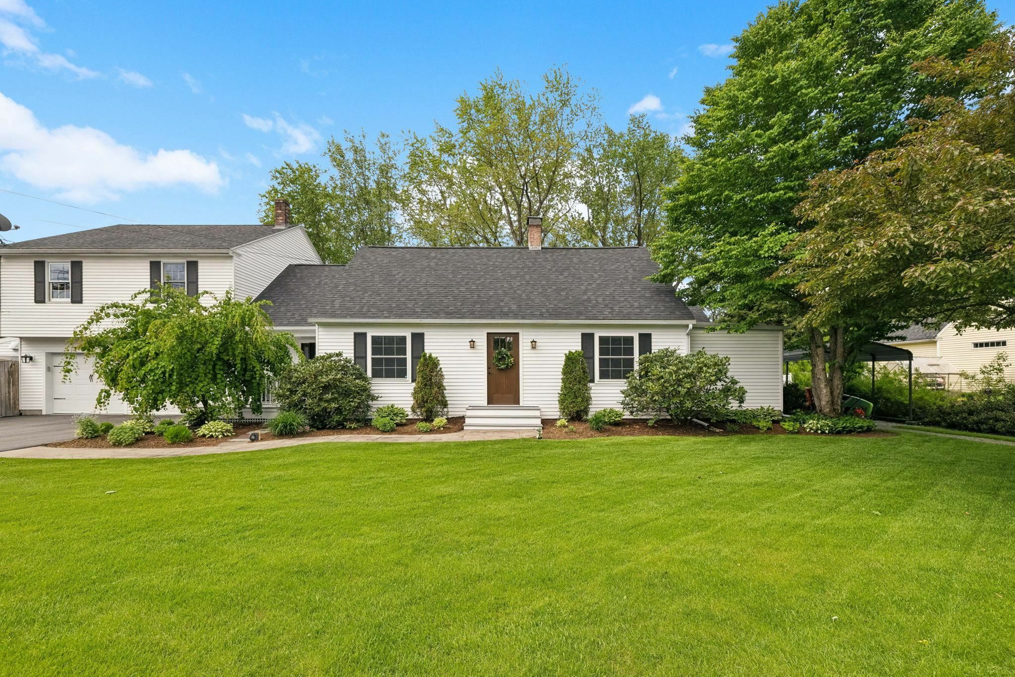 Property Photo: 86 Hurricane Road NH 03431