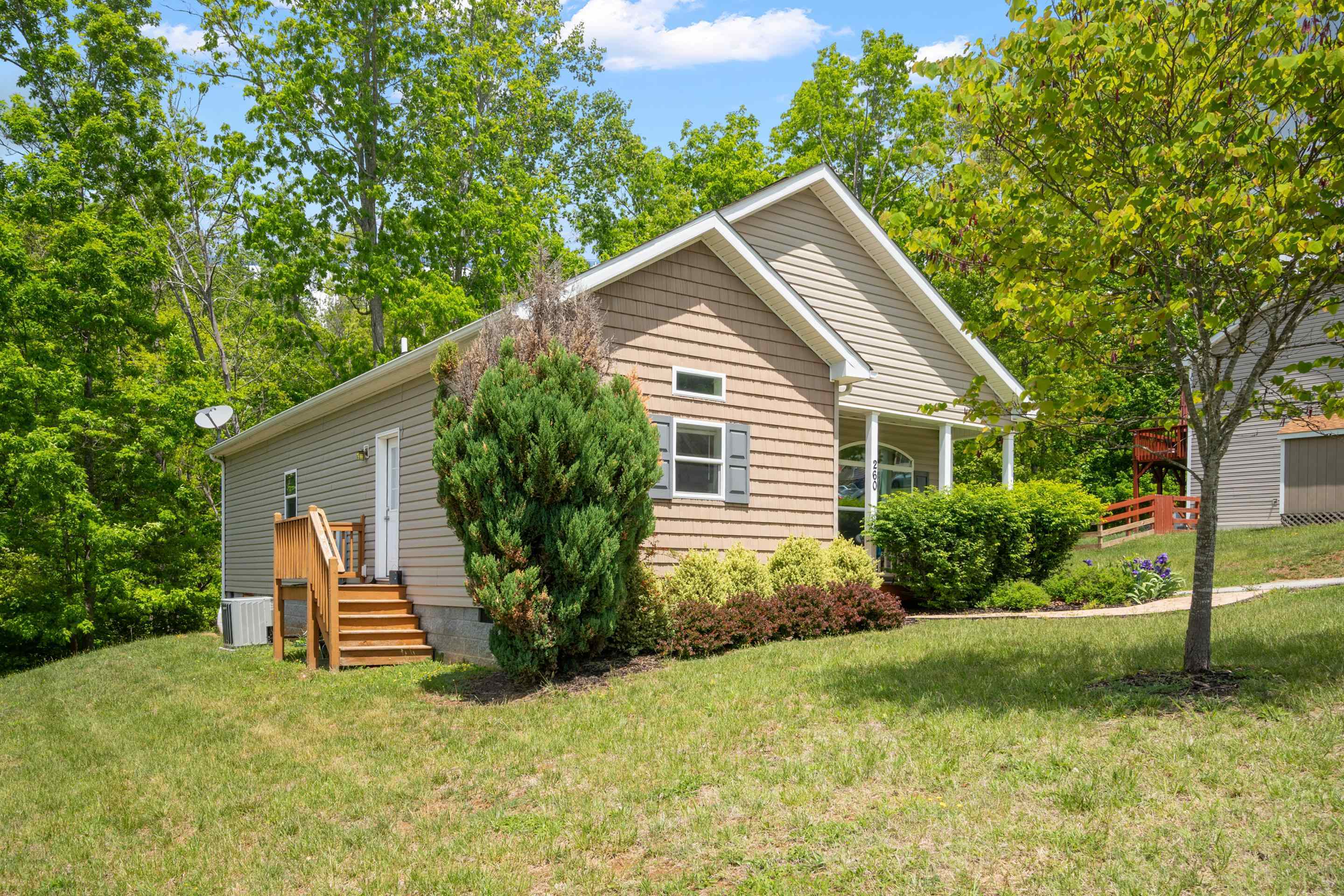 Property Photo: 260 John Lemley Lane VA 24073