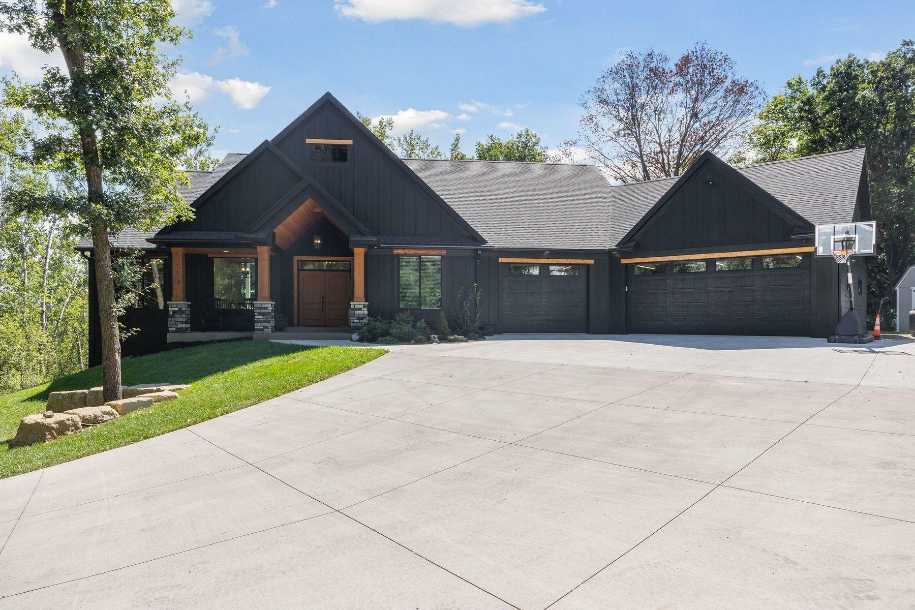 Property Photo: 3028 Pinewood Road SE MN 55904