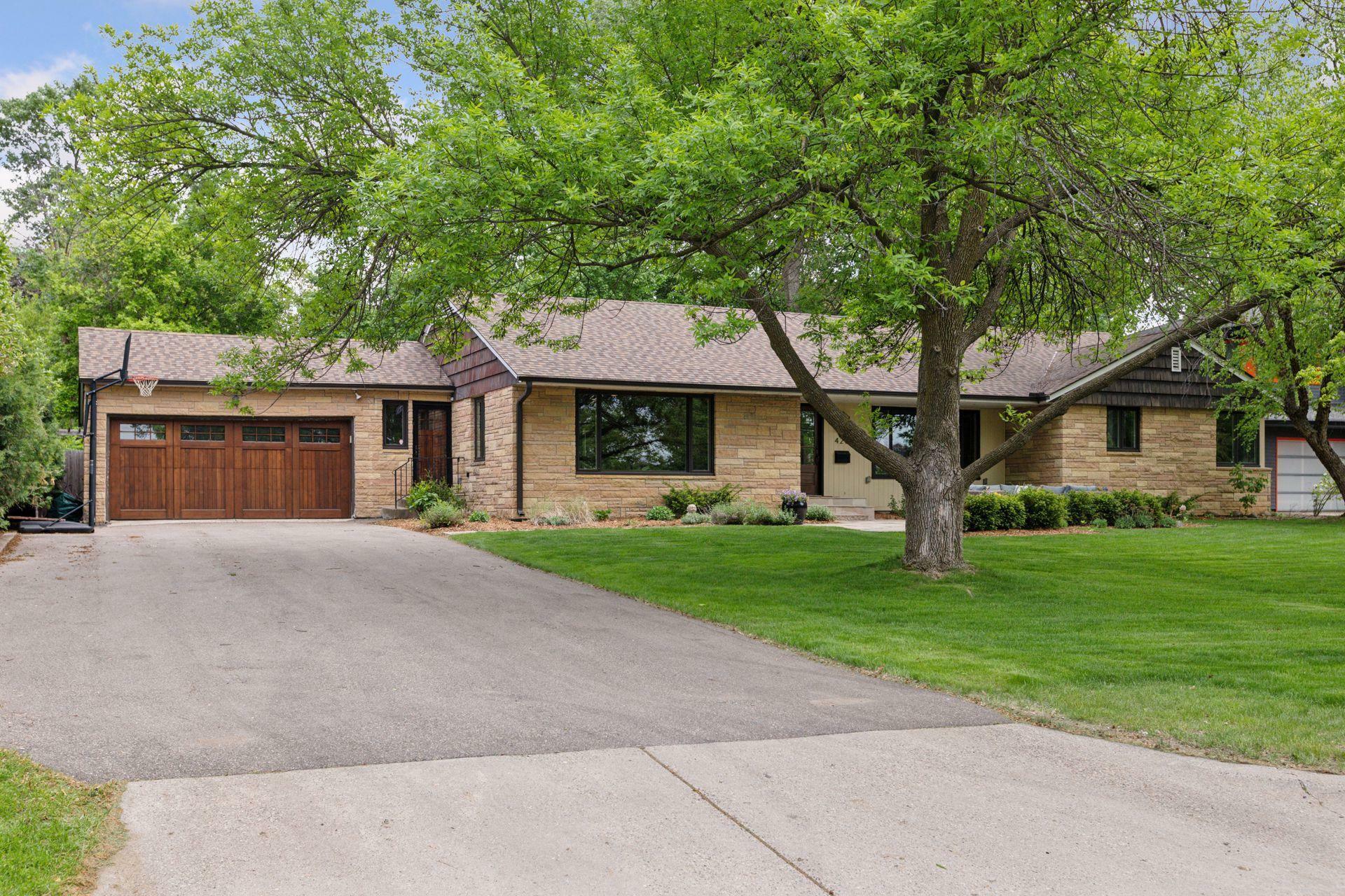 Property Photo: 428 Mississippi River Boulevard S MN 55105