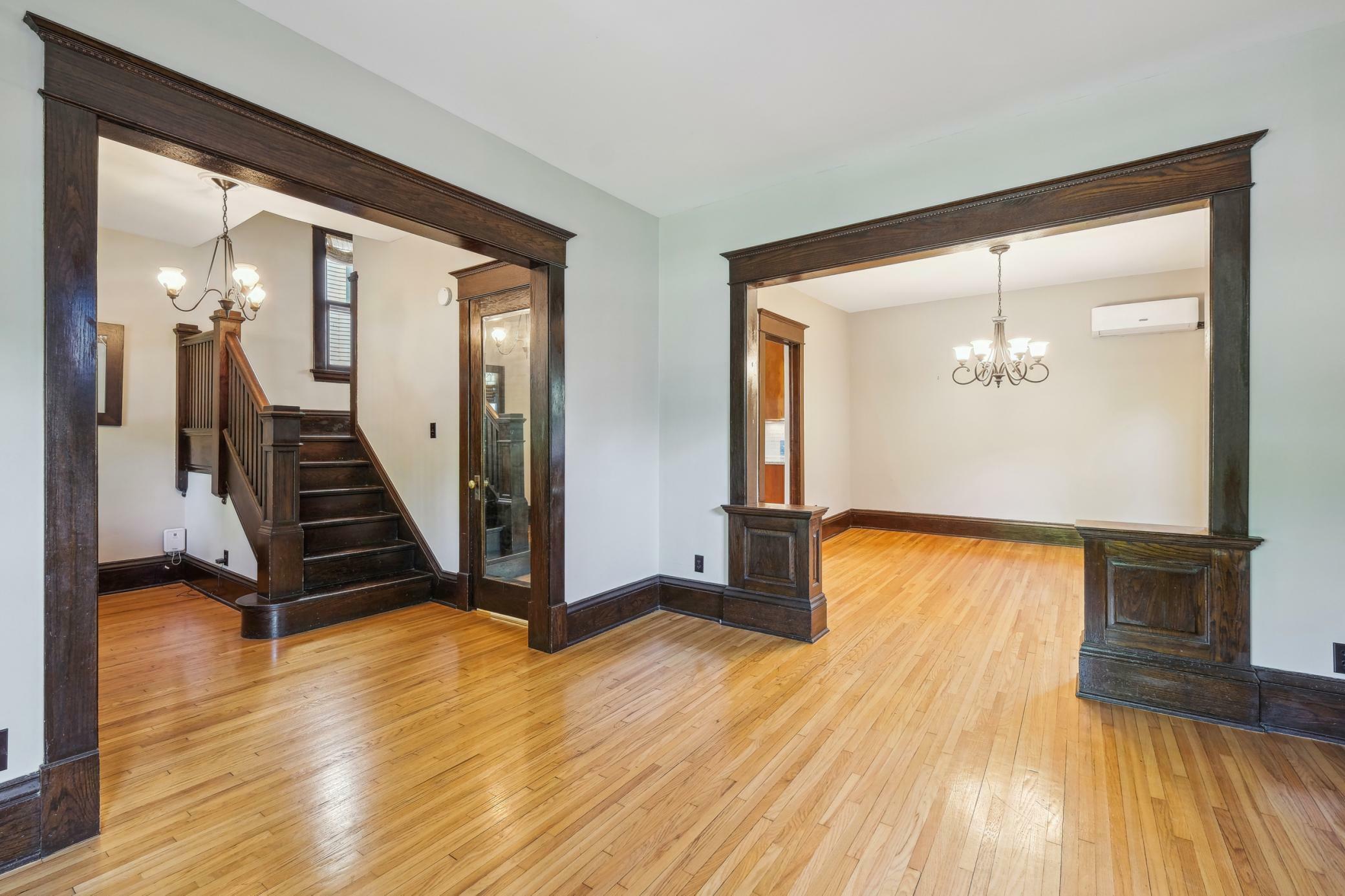 Property Photo: 1081 Lincoln Avenue MN 55105