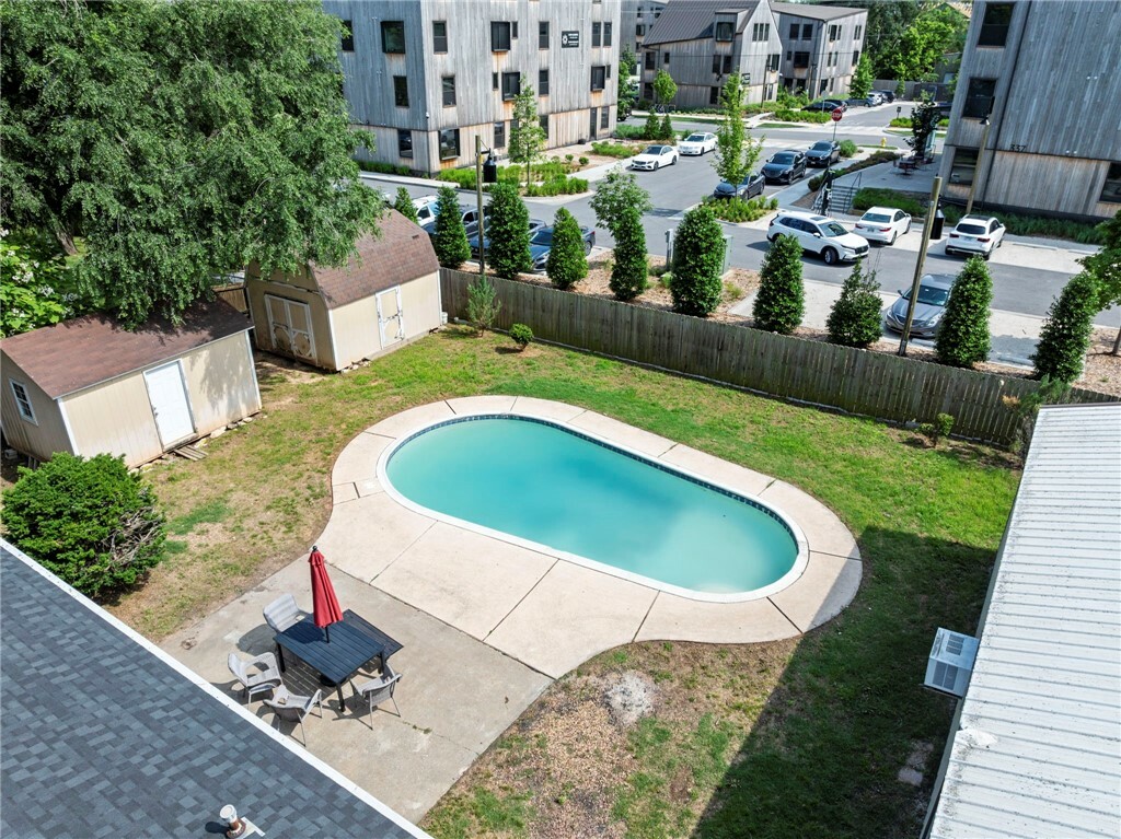 Property Photo:  310 & 306 SE Henry Street  AR 72712 