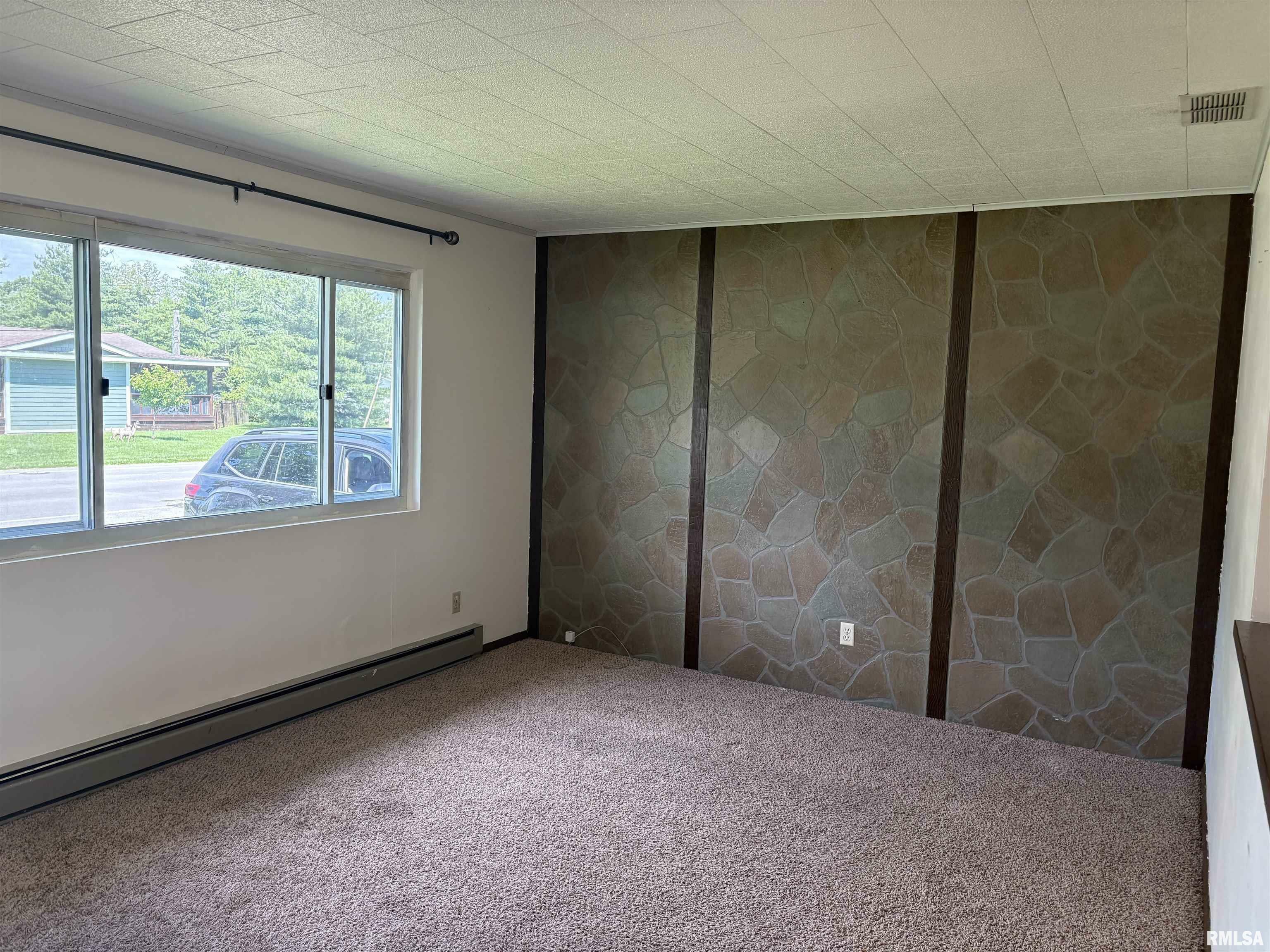 Property Photo:  100 N 35th Street  IL 62948 