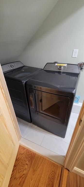 Property Photo: 37 Ekman St MA 01607