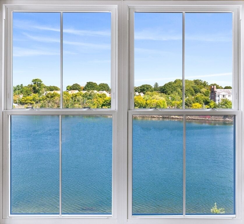 Property Photo: 18 Franklin 402 MA 01970