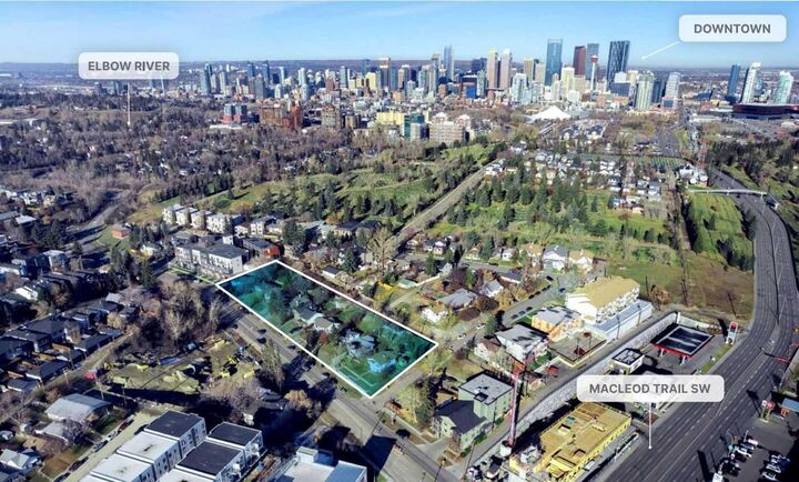 Property Photo:  48 Mission Road SW  AB T2S 3A2 