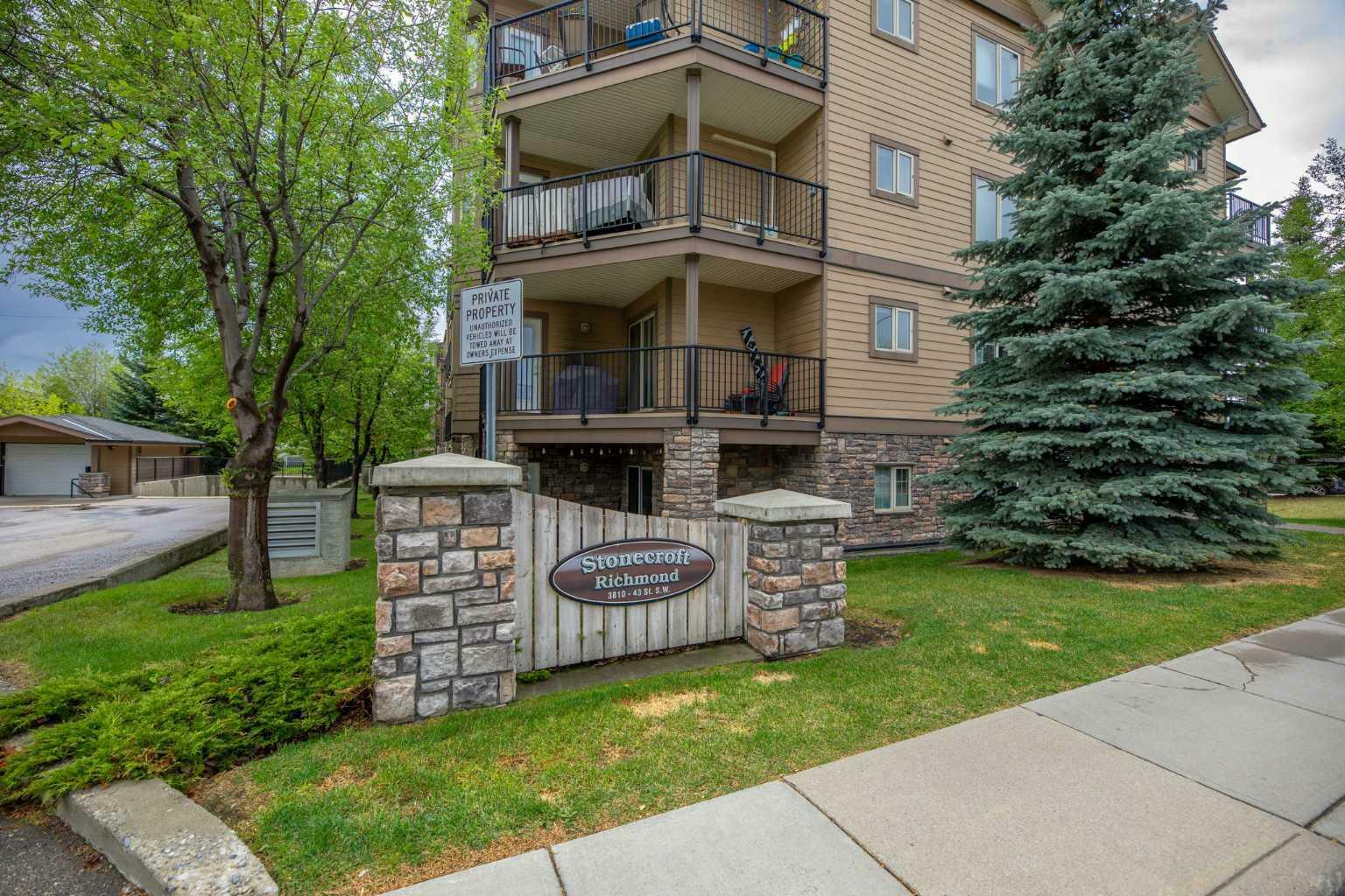 Property Photo:  3810 43 Street SW 412  AB T3E 7T7 