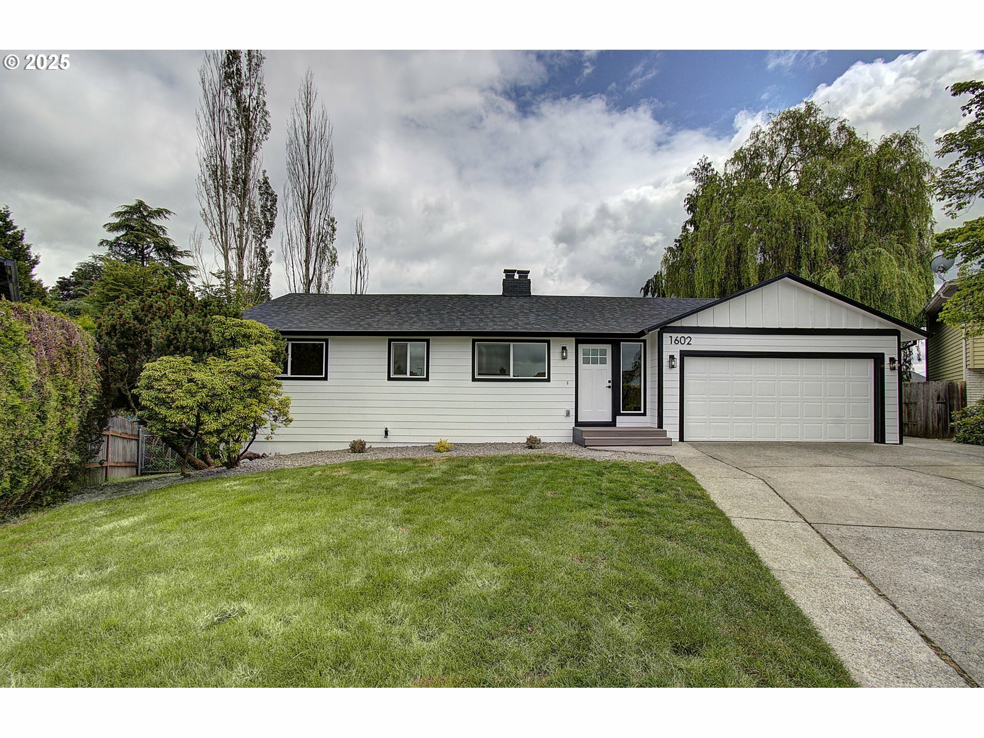 1602 NW 106th St  Vancouver WA 98685 photo