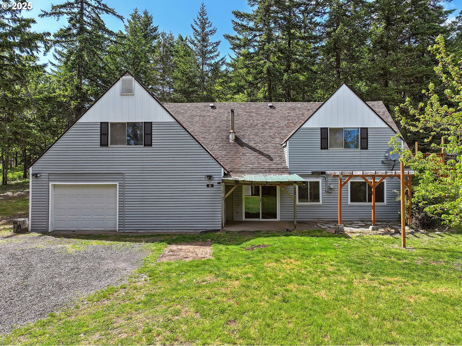 Property Photo:  25 Pearce Rd  WA 98672 