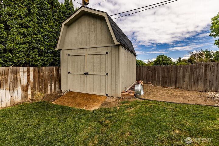 Property Photo: 19 McKay Place WA 99362