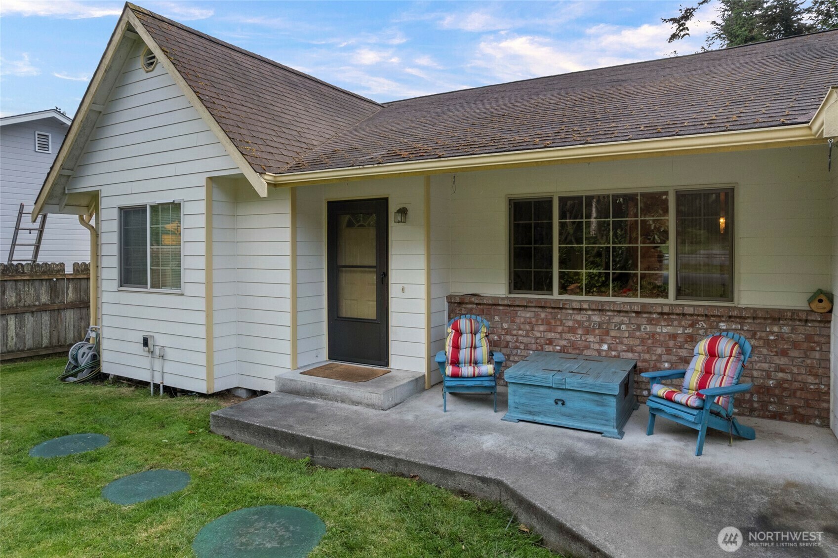 Property Photo: 1954 Donna Drive WA 98239