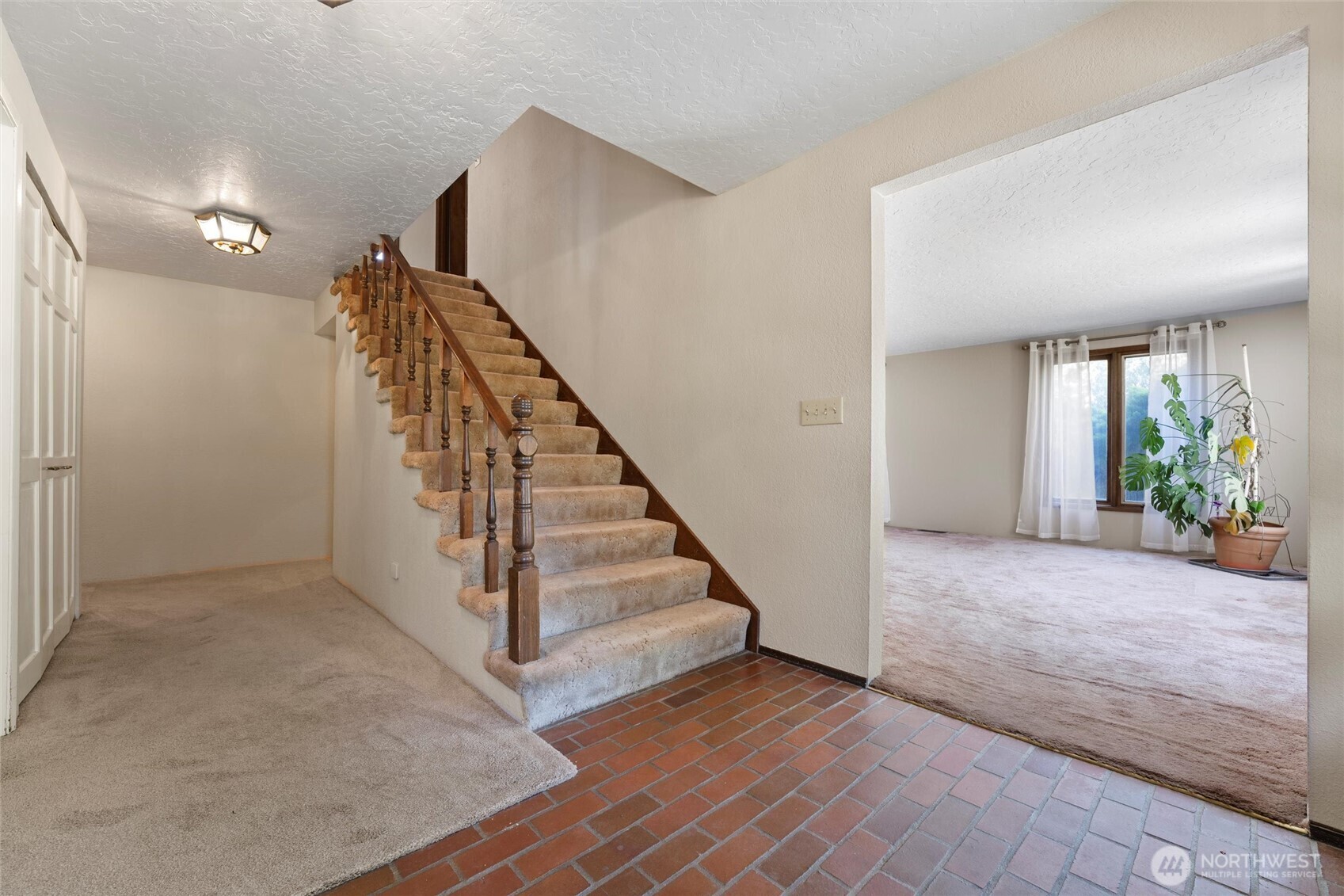 Property Photo: 5207 NW Painted Hills Road WA 98823