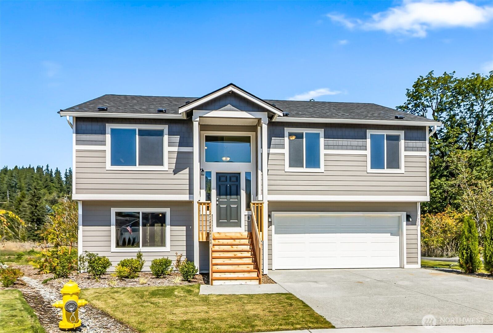 Property Photo: 1413 Alder Lane WA 98251