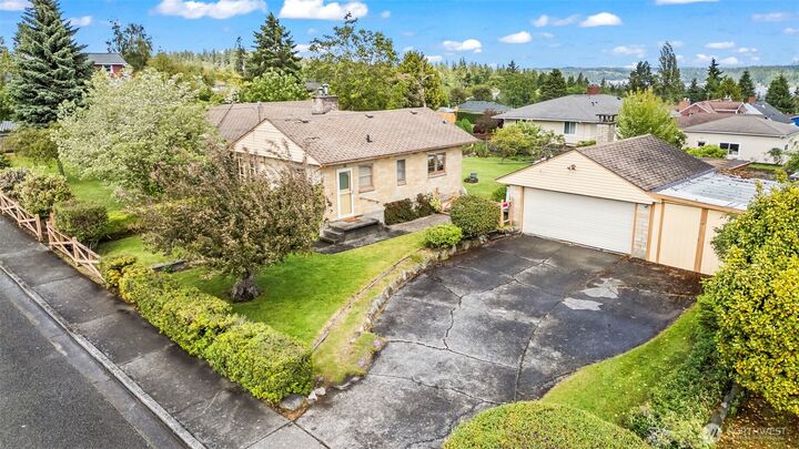 Property Photo: 1936 Nipsic Avenue WA 98310