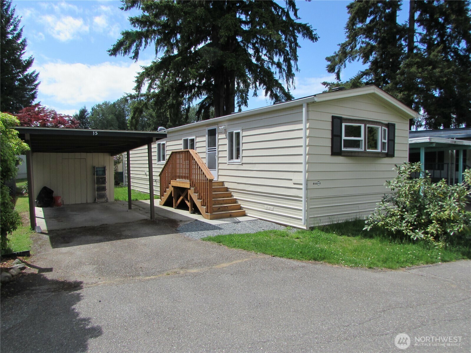 Property Photo: 11424 36th Drive NE Sp 15 WA 98271